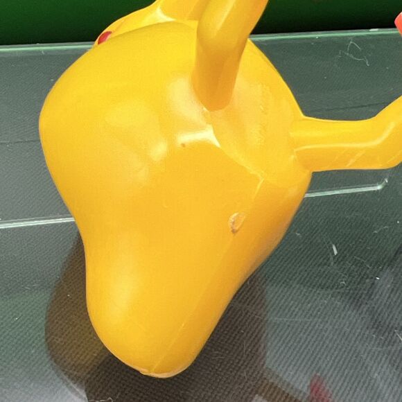 Fun Vintage KIWI BIRD Yellow Plastic egg cup Hong Kong - Picture 6 of 6